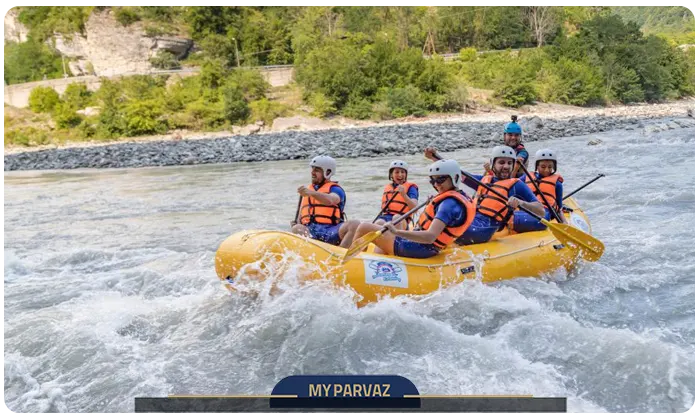 قایق‌سواری و رفتینگ 